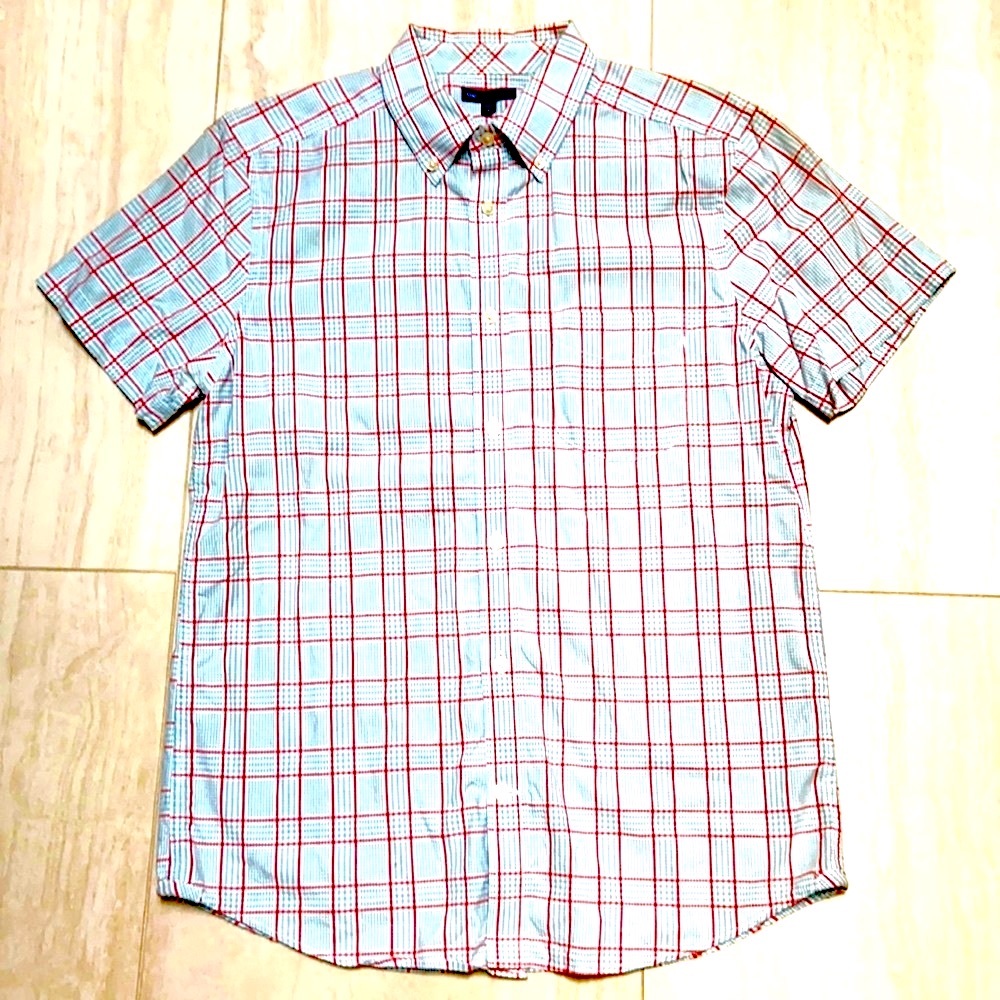 [Gap] Men’s Short Sleeve Button Down Shirt